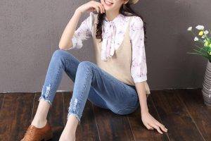 韩版高腰九分牛仔裤女破洞学生小脚裤子显瘦潮